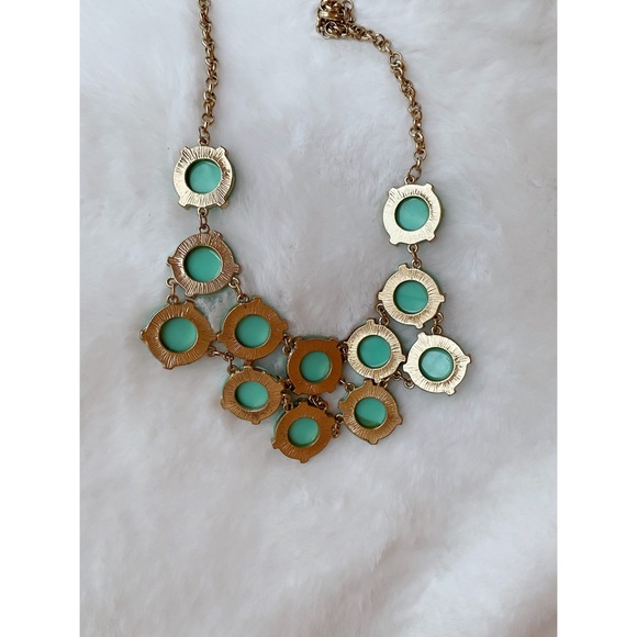 Forever 21 Teal statement necklace - Picture 2 of 4